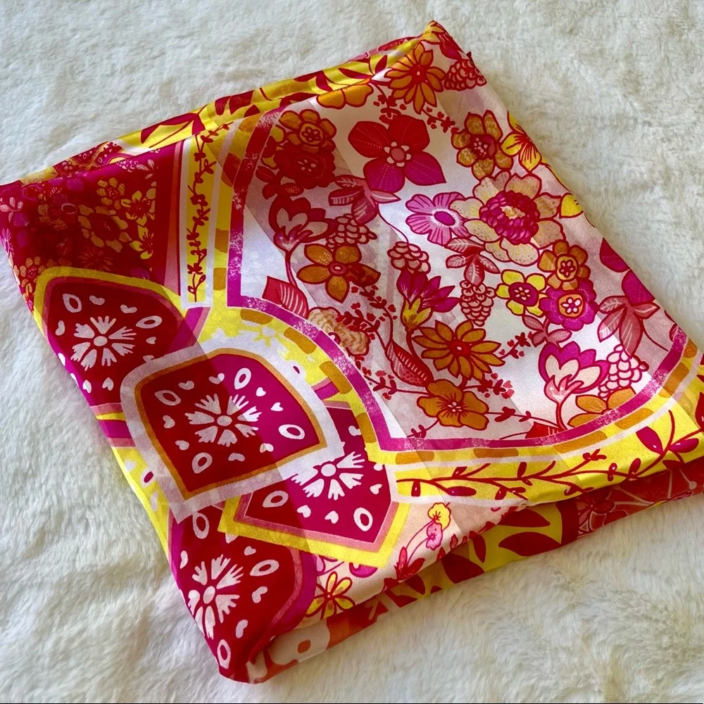 Adrienne Landau Studio Silk Scarf - Picture 5 of 5